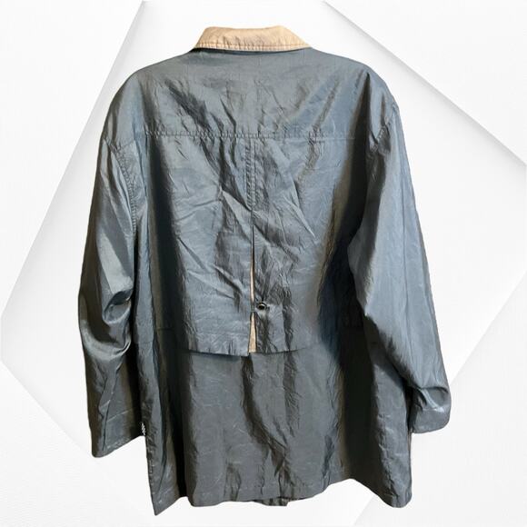 IZZI Activewear Wind Rain Jacket Women’s Size L Green Tan Drawstring Waist Zip - Picture 10 of 13